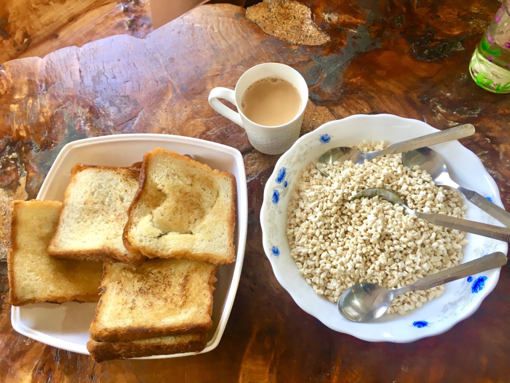 Breakfast in Khonoma