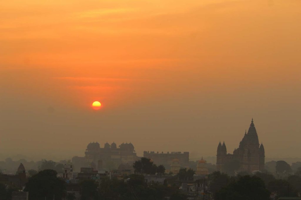 Sunrise from Laxmi Narayan Temple